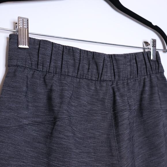 LULULEMON On The Fly Short Heathered Black Medium Rise Casual Women's 4 - Picture 7 of 9